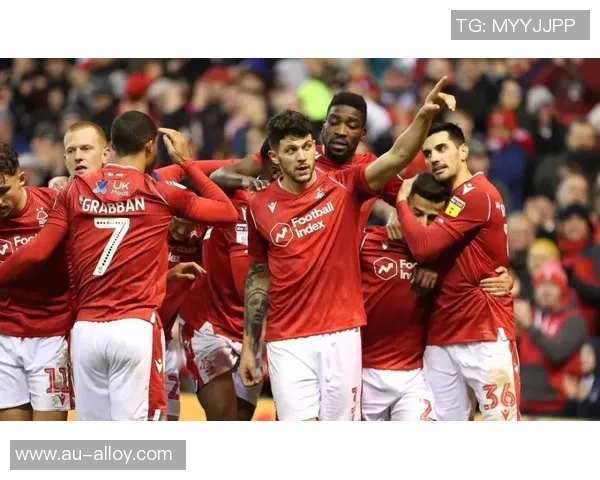 朴次茅斯与女王公园巡游者的激烈对决揭示英冠赛季新动态